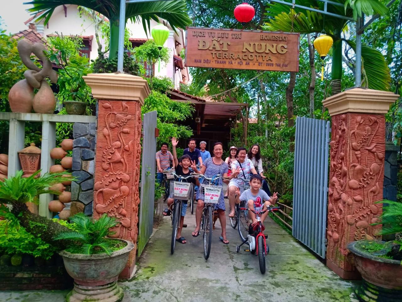 Terra Cotta Homestay Hoi An Bagian luar foto