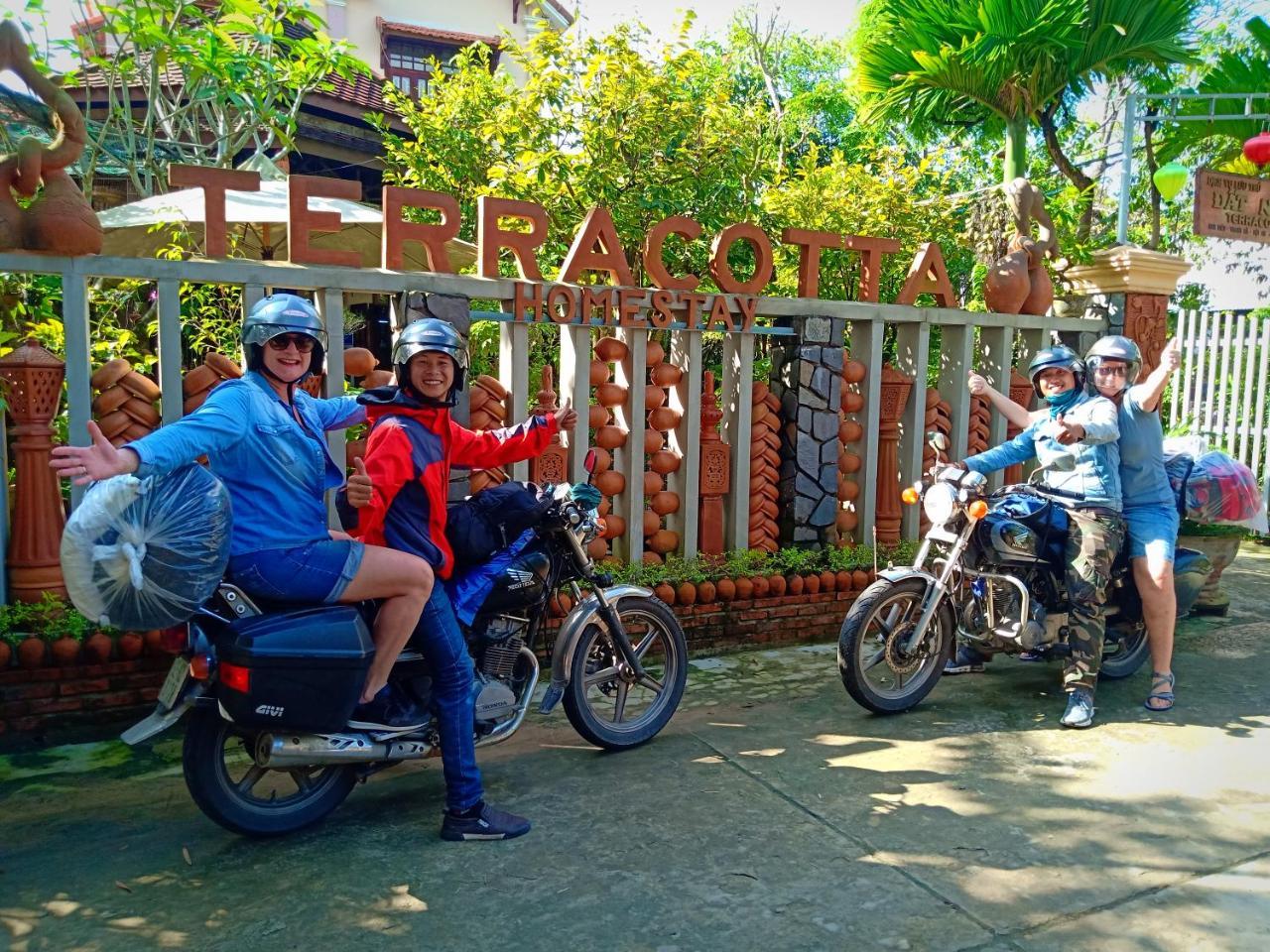 Terra Cotta Homestay Hoi An Bagian luar foto